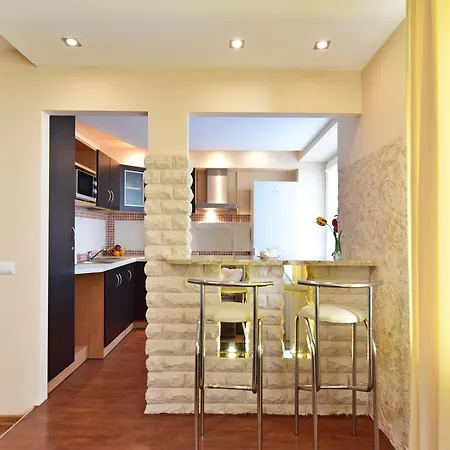 Oksanos apartamentai Druskininkuose 47 kv m atskiras įėjimas 1 aukštas * Druskininkai